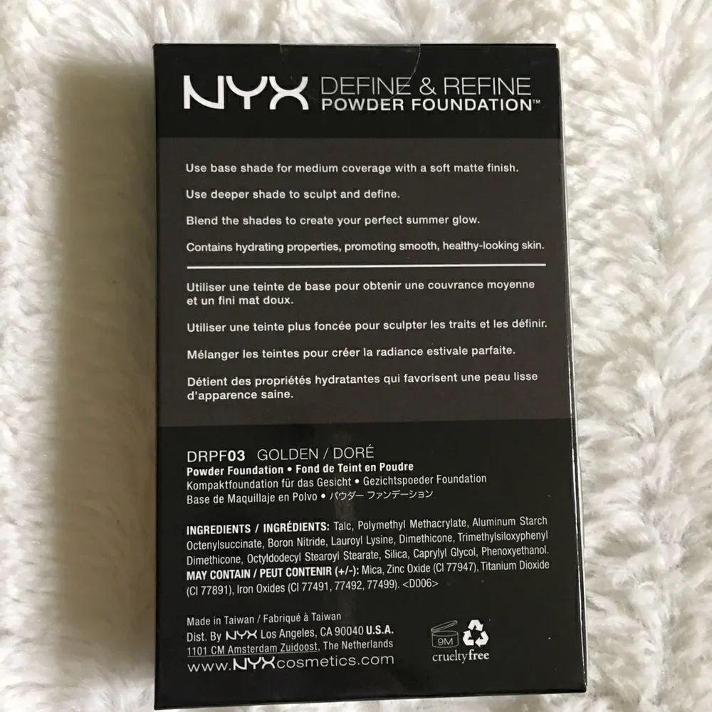NYX Define & Refine Powder foundation Golden New